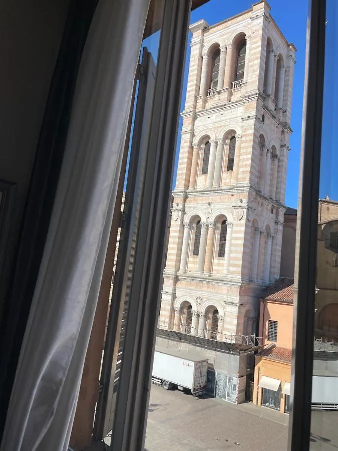 La Suite Di Giulia Ferrara 0*,